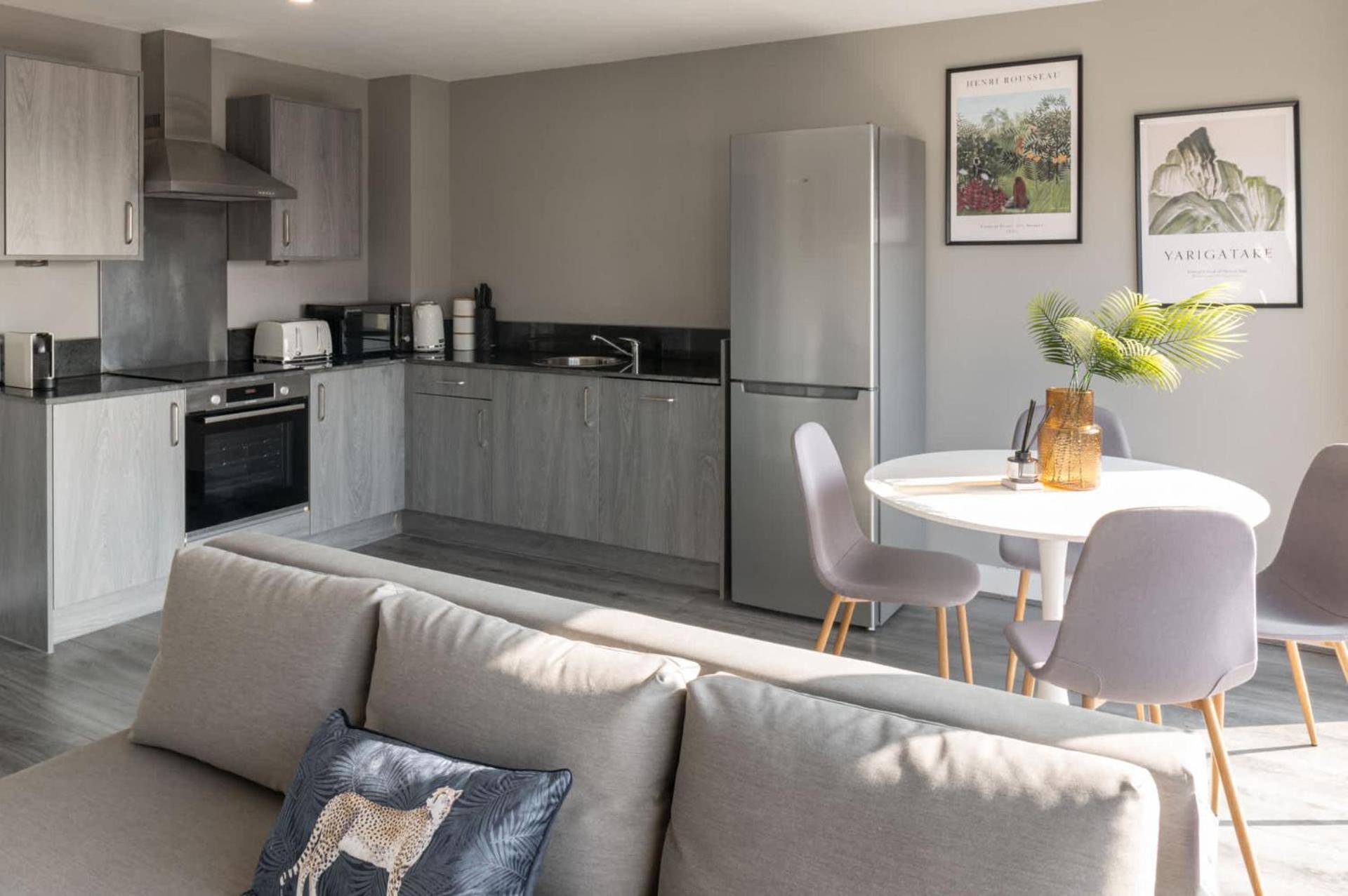 Apartment Host & - Monarchs Quay